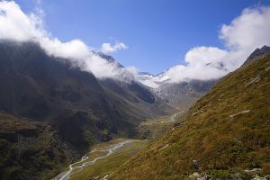 Path to Franz Senn hut 2.jpg